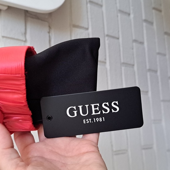 GUESS Beautiful Red Zip Up Puffer Jacket. Size Small NWT - Picture 12 of 13